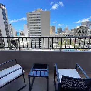 https://mount-view-in-the-heart-of-waikiki-kitchen-free-parking.hotelsinhawaii.org