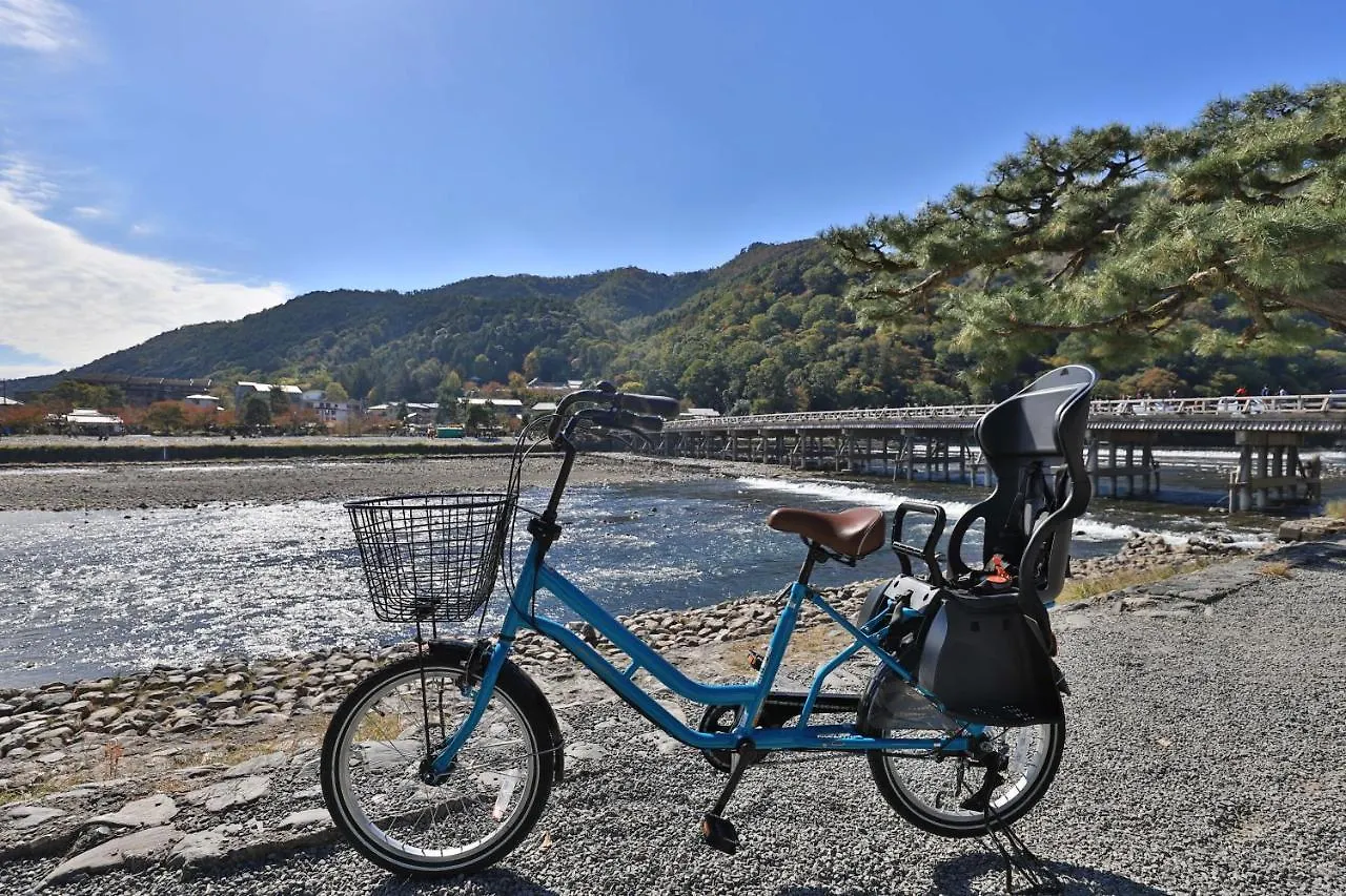 一棟貸切り宿 GuestHouse 嵯峨嵐山 Kyoto Feriehus
